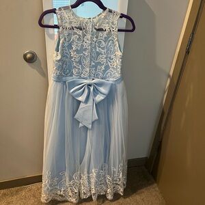Charming Kids Lace Dress with Bow in Blue and White